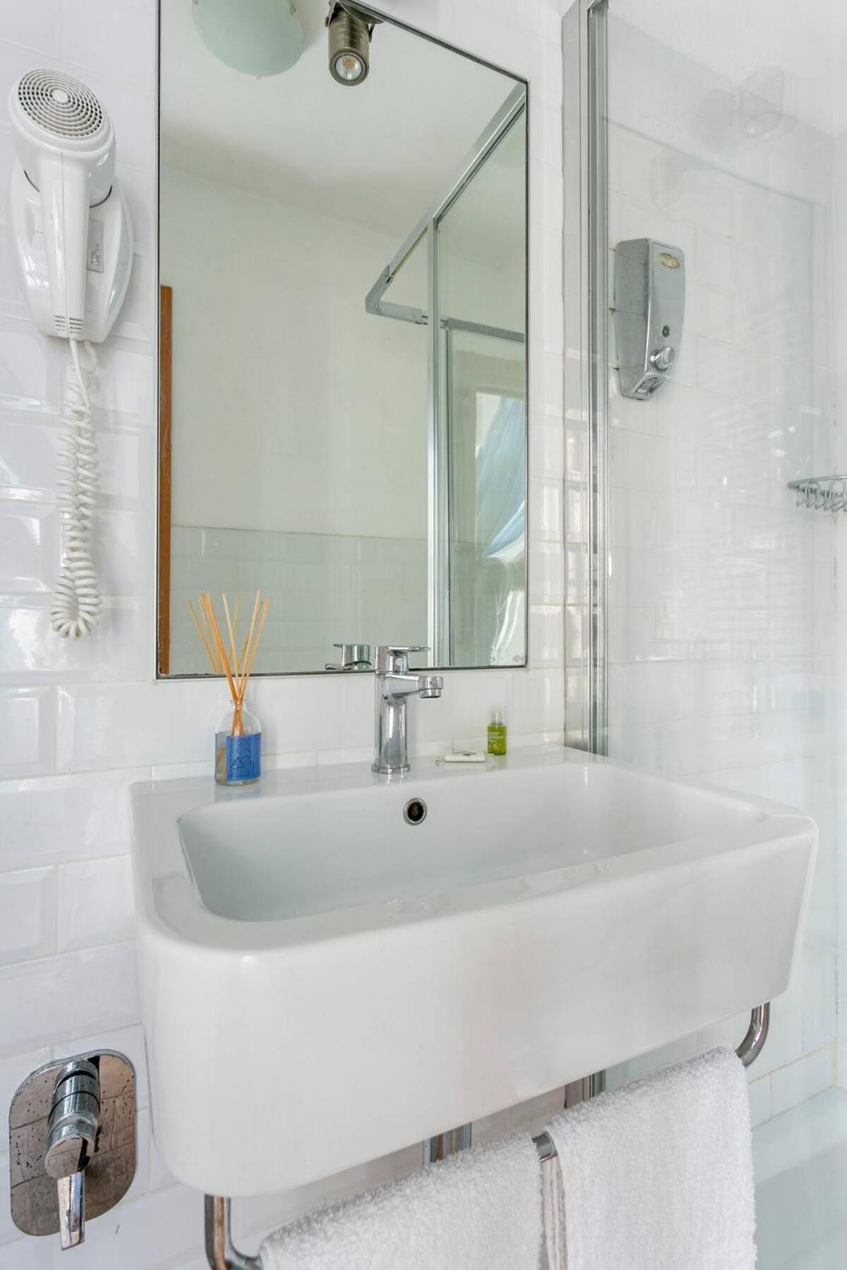 Retro Guest House โรม ภายนอก รูปภาพ